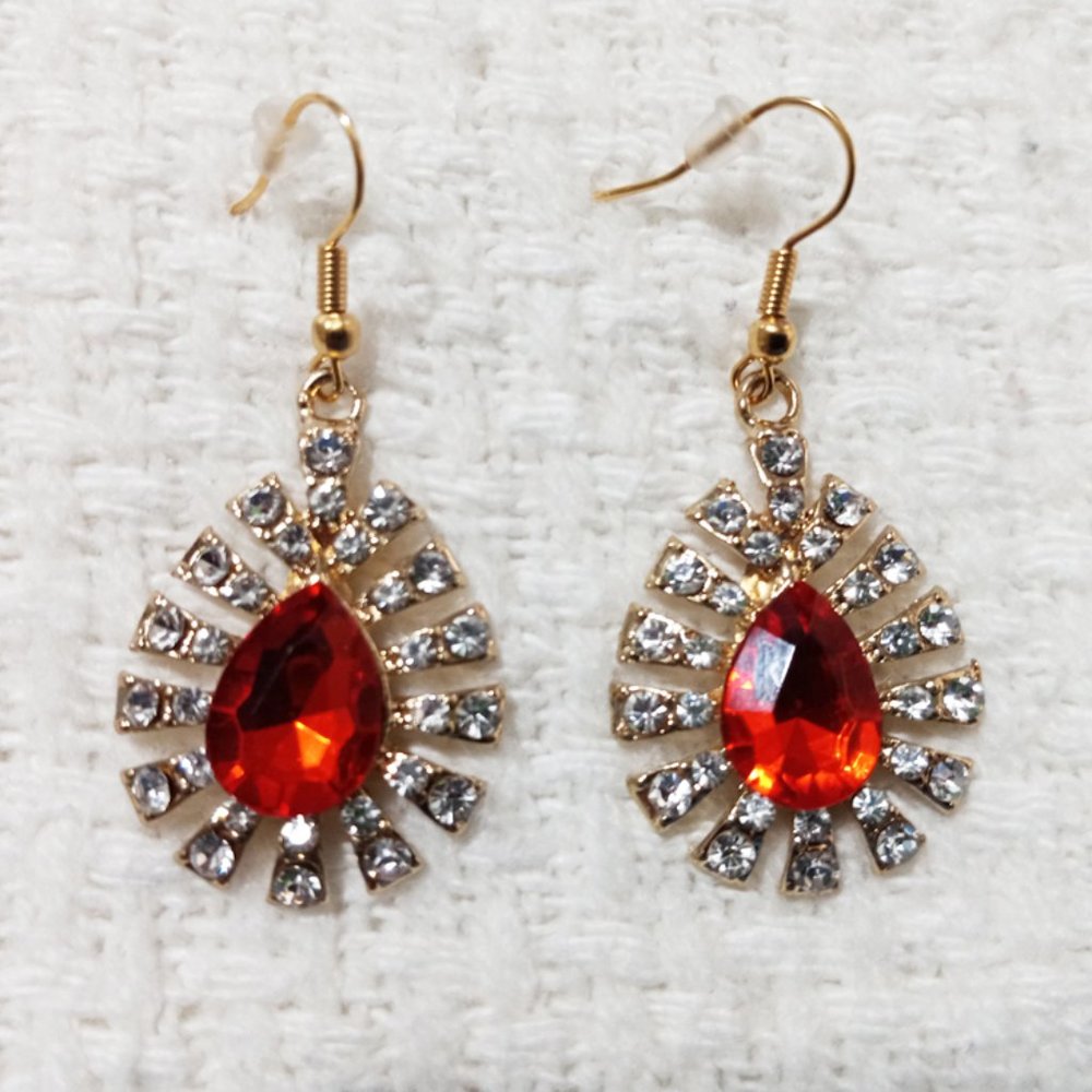 3/$18 - Gold Tone Red Crystal Stone Oval Earring w/ Gemstone - Mix & Match